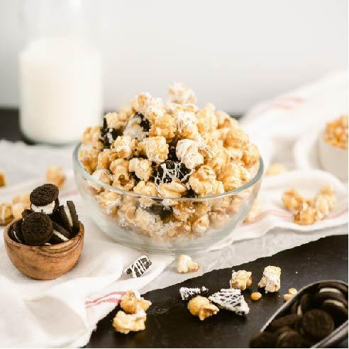 White Chocolate Oreo Northern Neck Popcorn 